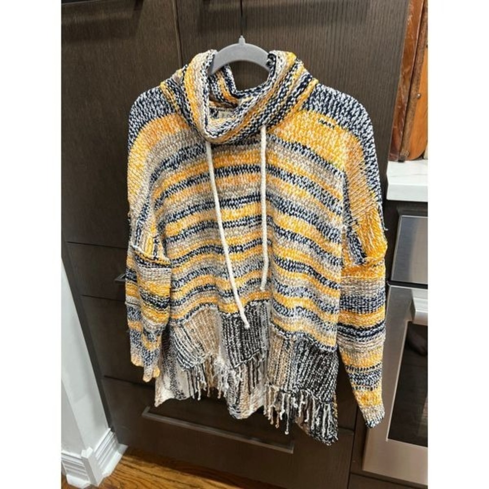 POL tunic sweater size woman's small
